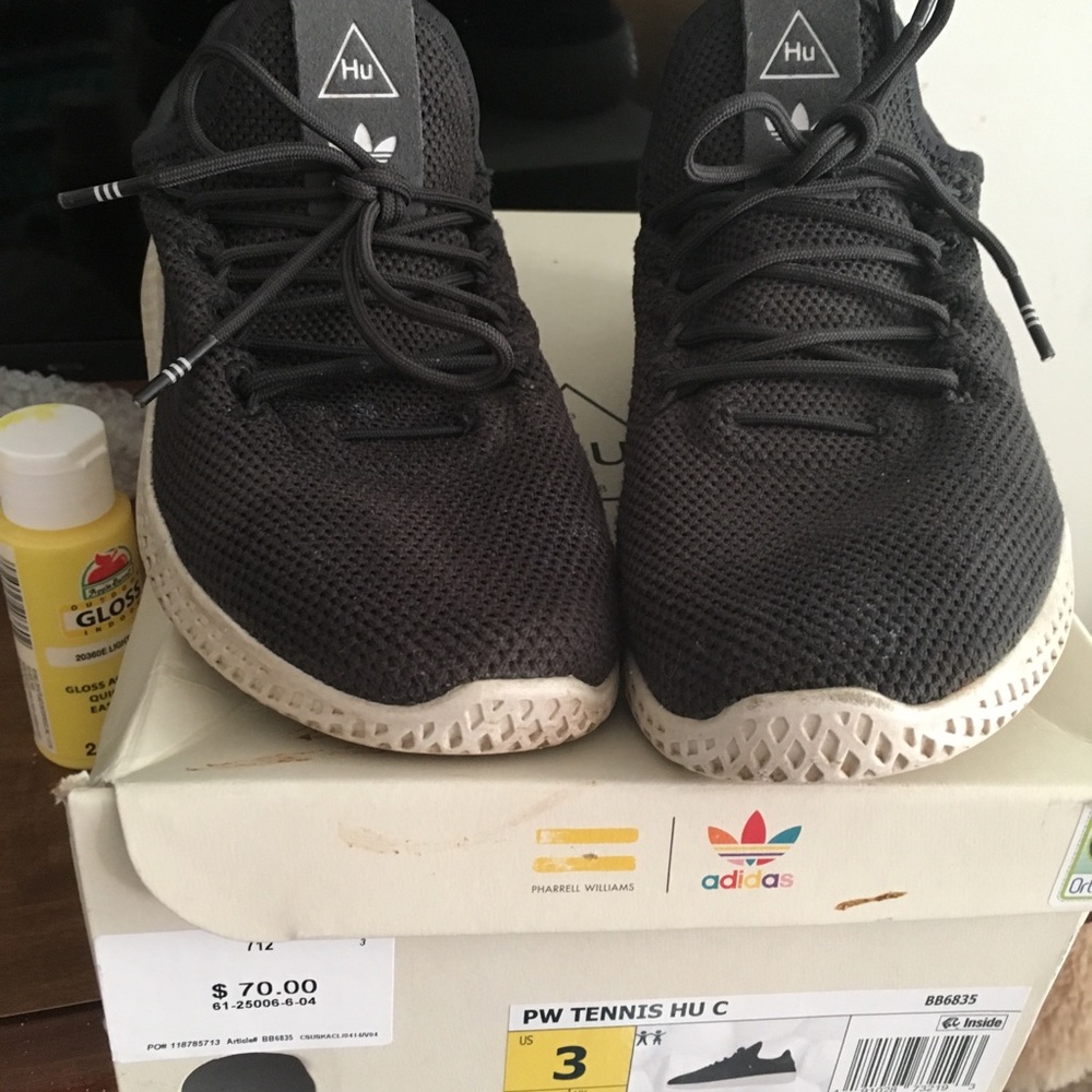 Girls adidas sneakers